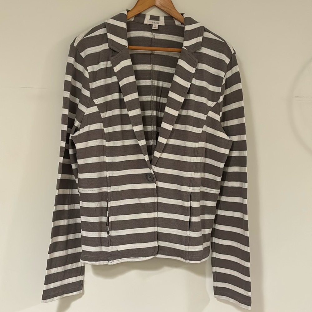 Caston Grey & White Striped Stretchy Blazer. Size XL